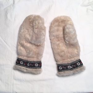 Faux Fur Fleece Lined Mittens ❄️ Never Worn!!